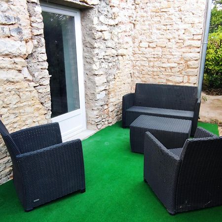 Naturel : Studio Calme Et Agreable Les Bordes Exterior photo