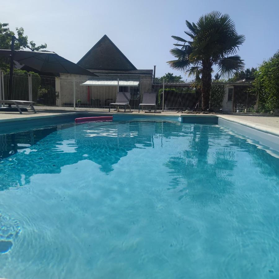 Naturel : Studio Calme Et Agreable Les Bordes Exterior photo