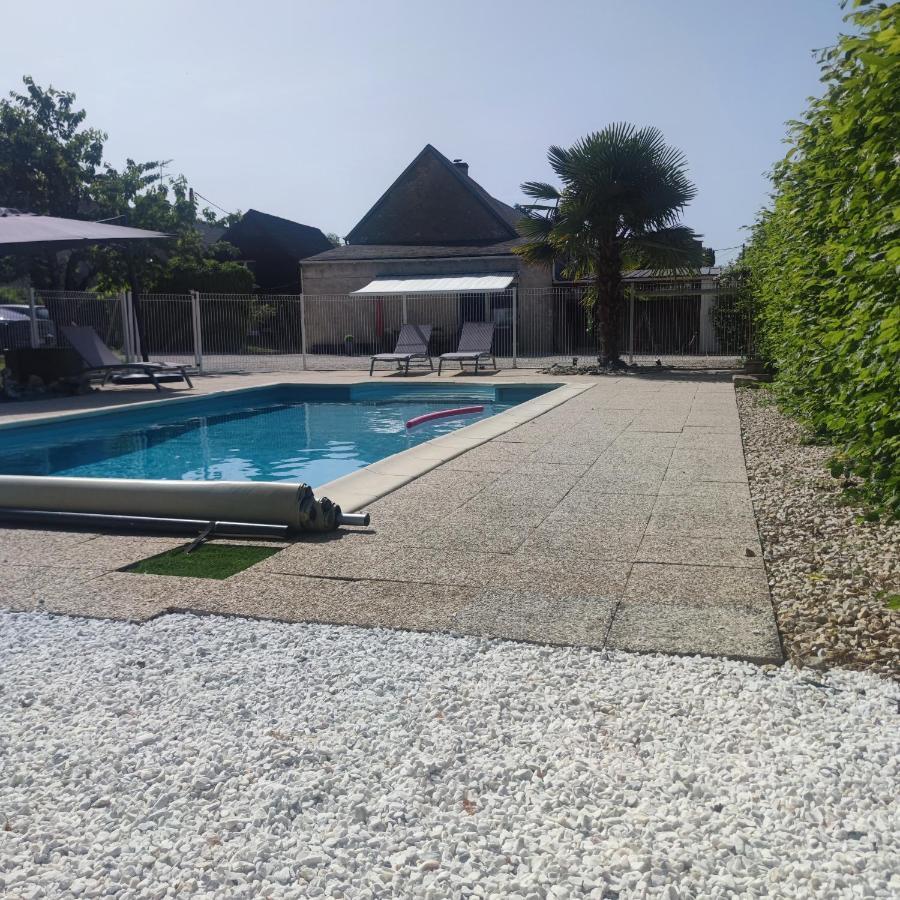 Naturel : Studio Calme Et Agreable Les Bordes Exterior photo