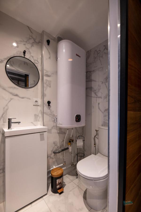 Naturel : Studio Calme Et Agreable Les Bordes Exterior photo